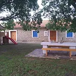 The Old Stone House Dida Jure *