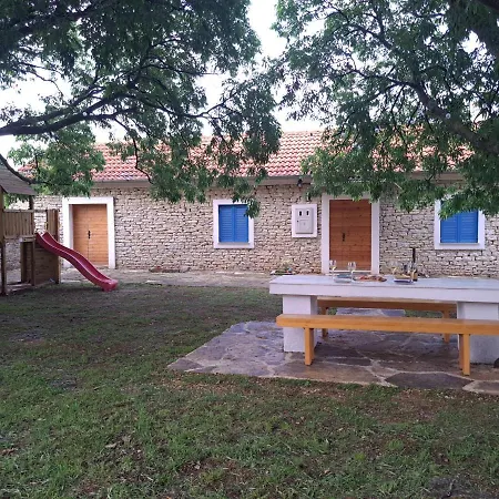 The Old Stone House Dida Jure *