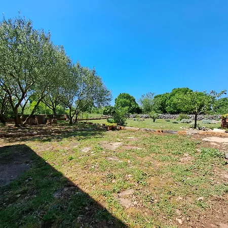 The Old Stone House Dida Jure