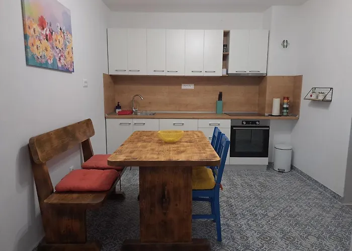 The Old Stone House Dida Jure Pridraga