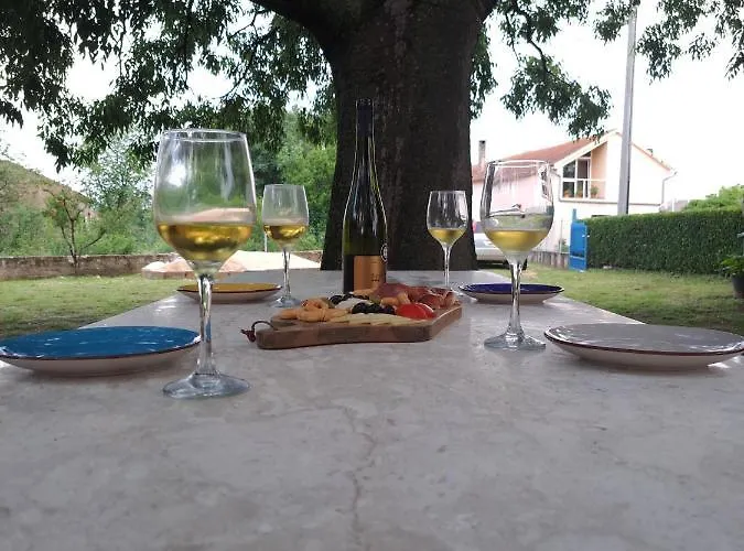 The Old Stone House Dida Jure Дом отдыха