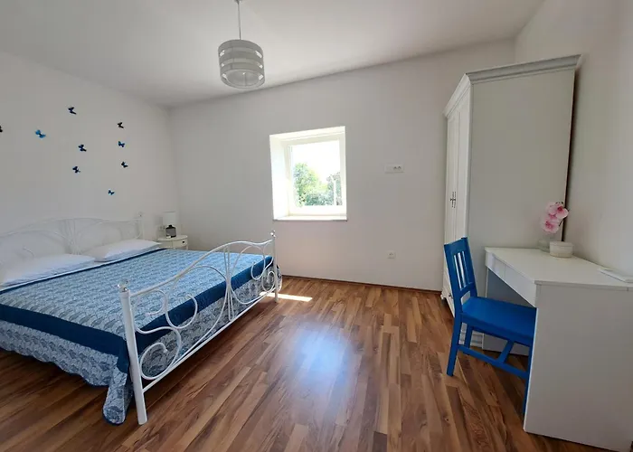 The Old Stone House Dida Jure *