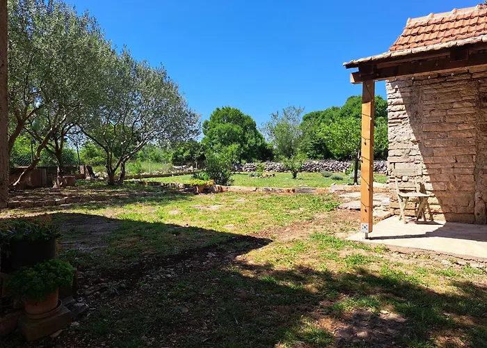 Дом отдыха The Old Stone House Dida Jure Pridraga