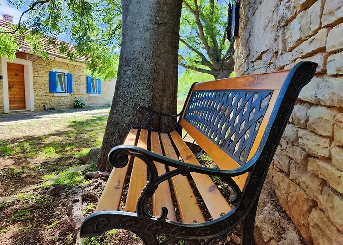 The Old Stone House Dida Jure 펜션 Pridraga